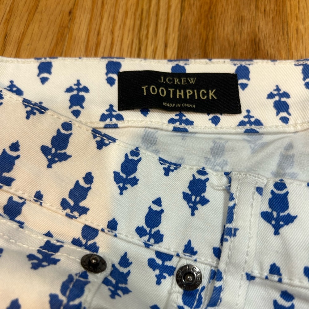J.Crew toothpick ankle white pants with blue flower pattern - Picture 7 of 13